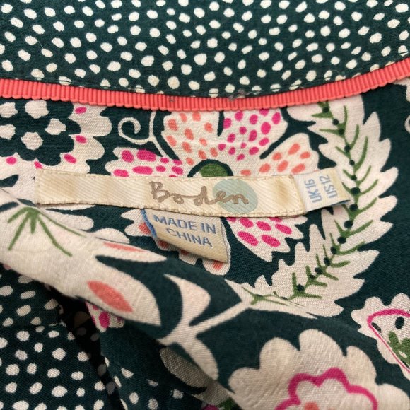 Boden Floral Dot V Neck Tunic Blouse - Picture 3 of 3